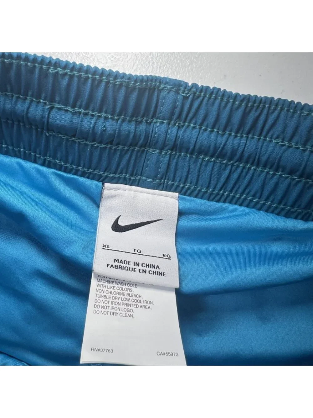 Nike Swim Mens Color Surge Four-Way Stretch Swim Trunks Shorts Size XL NWT